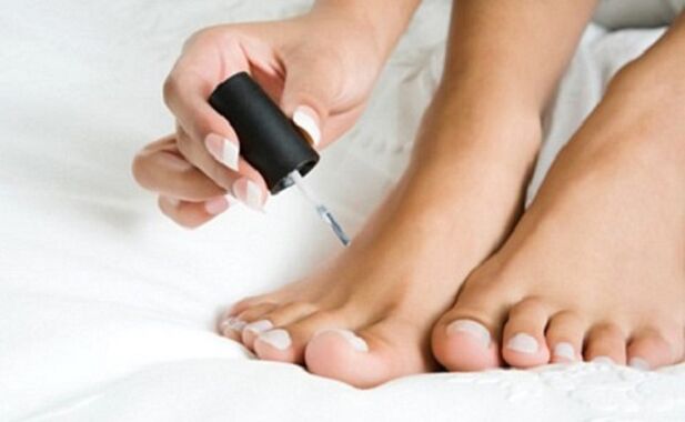 Nail fungus cure varnish